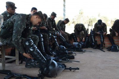 Equipamentos serão distribuídos para militares de quatro municípios do Estado (Foto: Divulgação/9º BEC) -