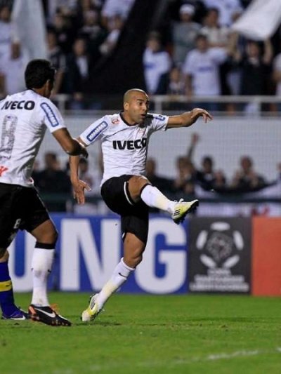 Emerson Sheik, durante final da Libertadores de 2012 contra o Boca Juniors Imagem: Leandro Moraes/UOL