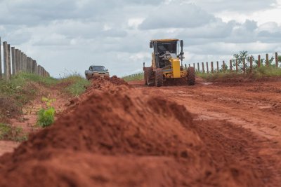 Empresa vencedora vai realizar manuteno de estrada no-pavimentadas (Foto: Divulgao/Prefeitura)