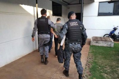 Nlio e Jlio Csar foram levados para a Polcia Federal de Dourados.(Foto: Jornal da Nova)