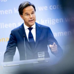 Aps 11 anos no poder, Mark Rutte, 54 anos, espera recuperar a chefia do Executivo para um quarto mandato Imagem: Remko de Waal ? 18.set.2020/AFP